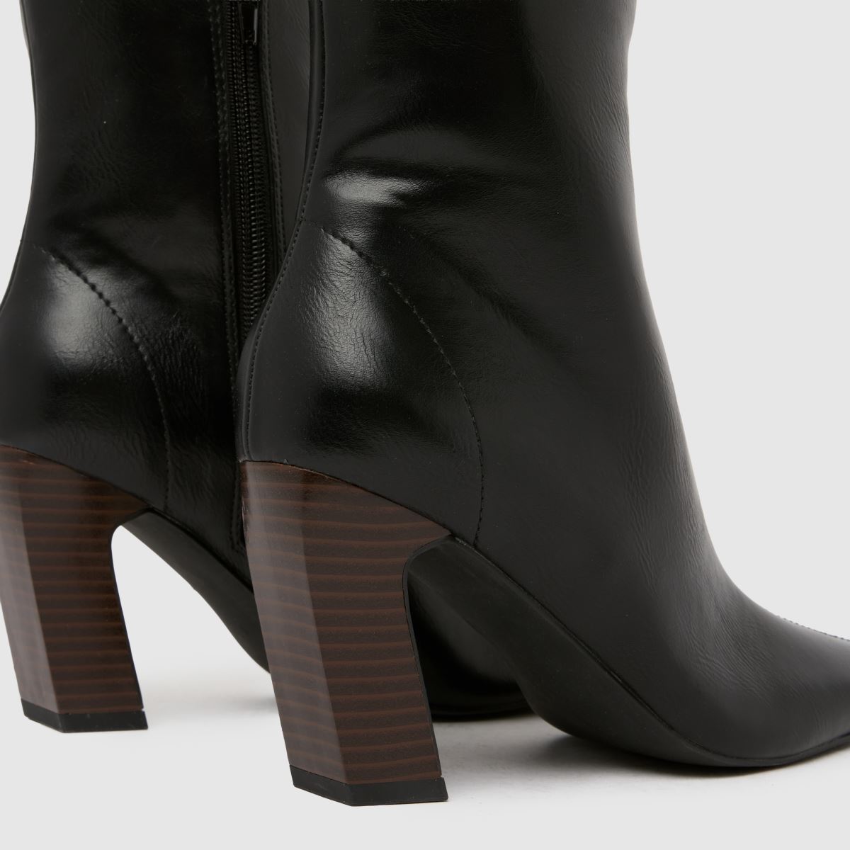 schuh  Bryson Stack Heel in Black schuh  Bryson Stack Heel in Black