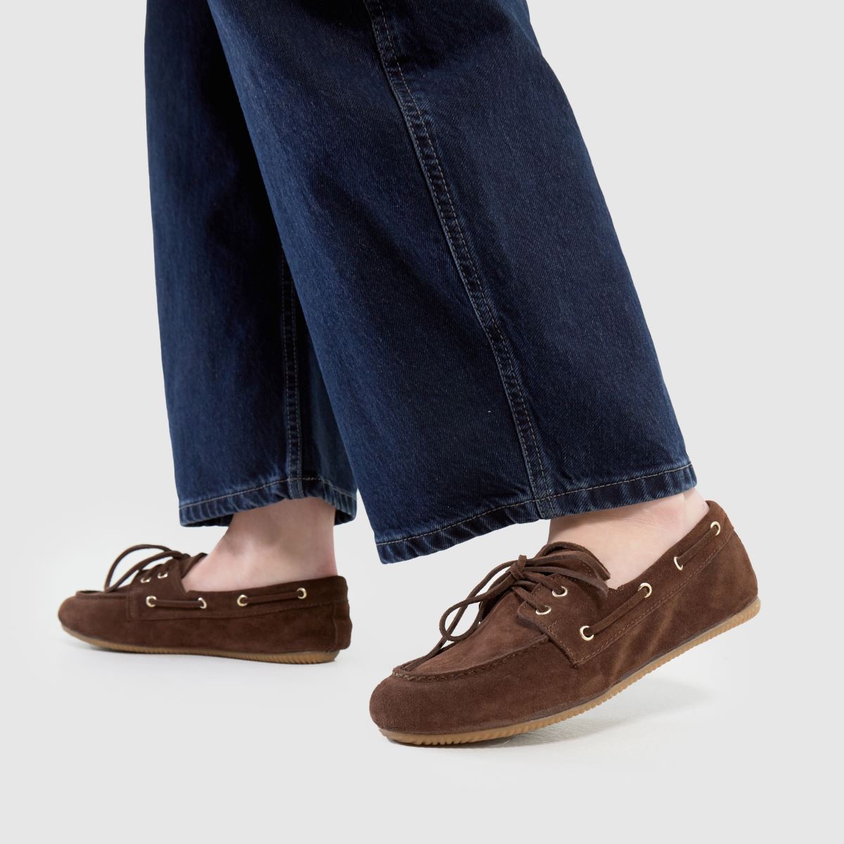 schuh  Lyanna Moccasin Boat in Brown schuh  Lyanna Moccasin Boat in Brown