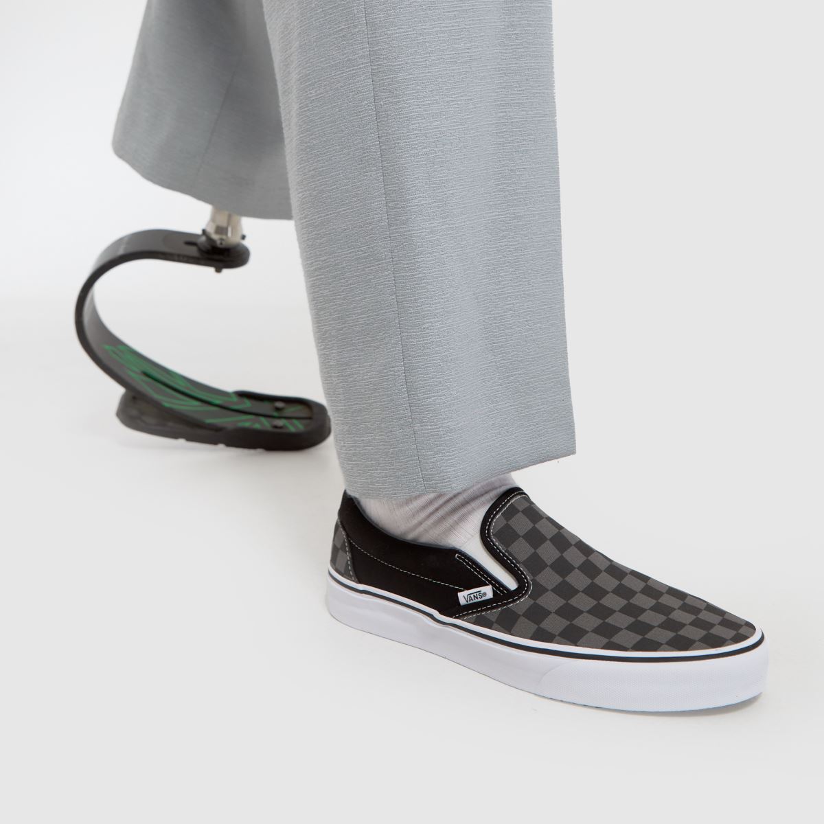 Vans  Classic Slip On in Black & Grey Vans  Classic Slip On in Black & Grey