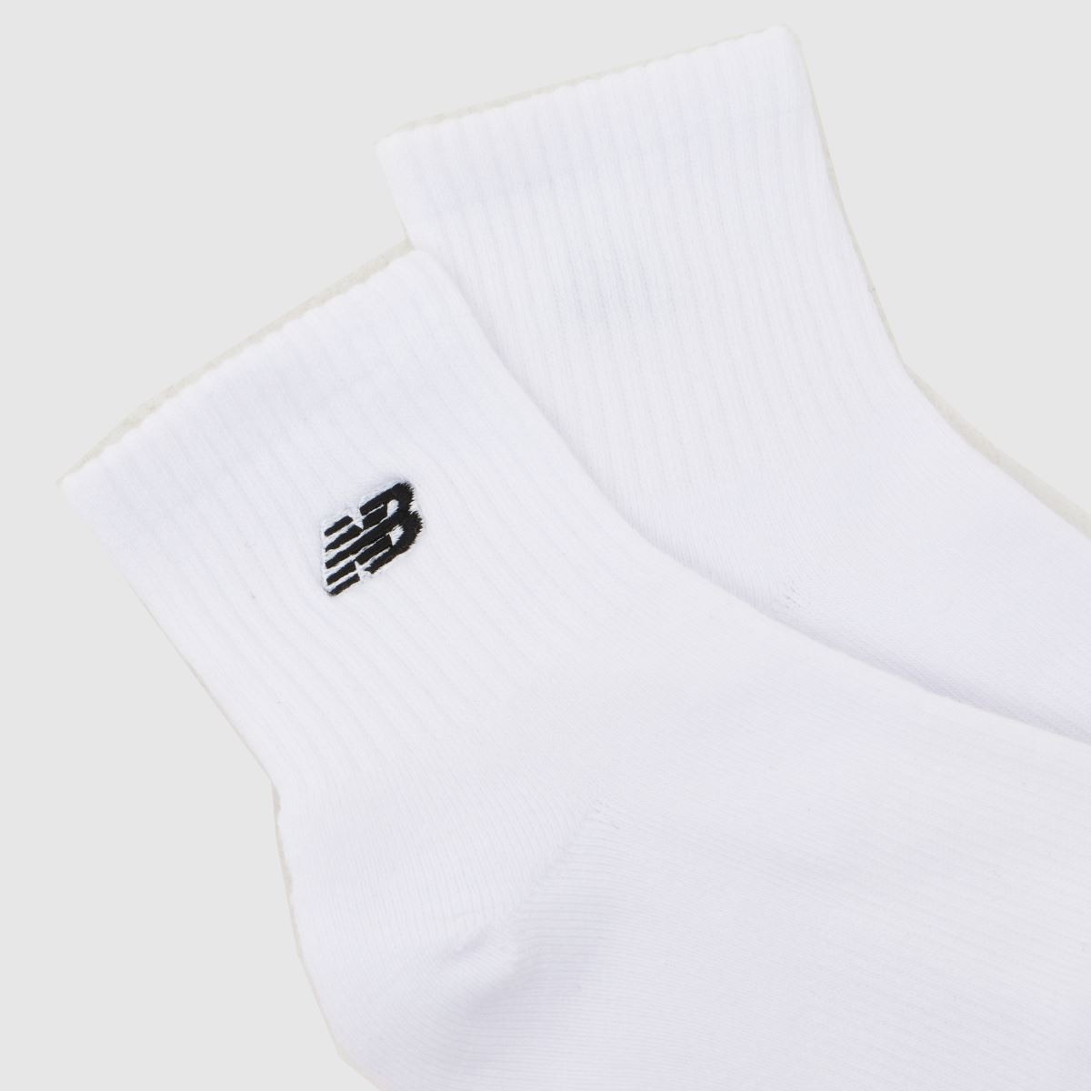 New Balance  Patch Logo Ankle Socks 3PK in White New Balance  Patch Logo Ankle Socks 3PK in White