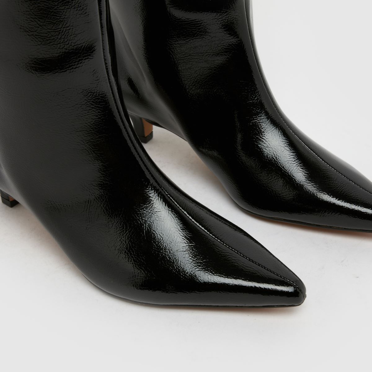 schuh  Wide Fit Dorothy Kitten Heeled in Black schuh  Wide Fit Dorothy Kitten Heeled in Black