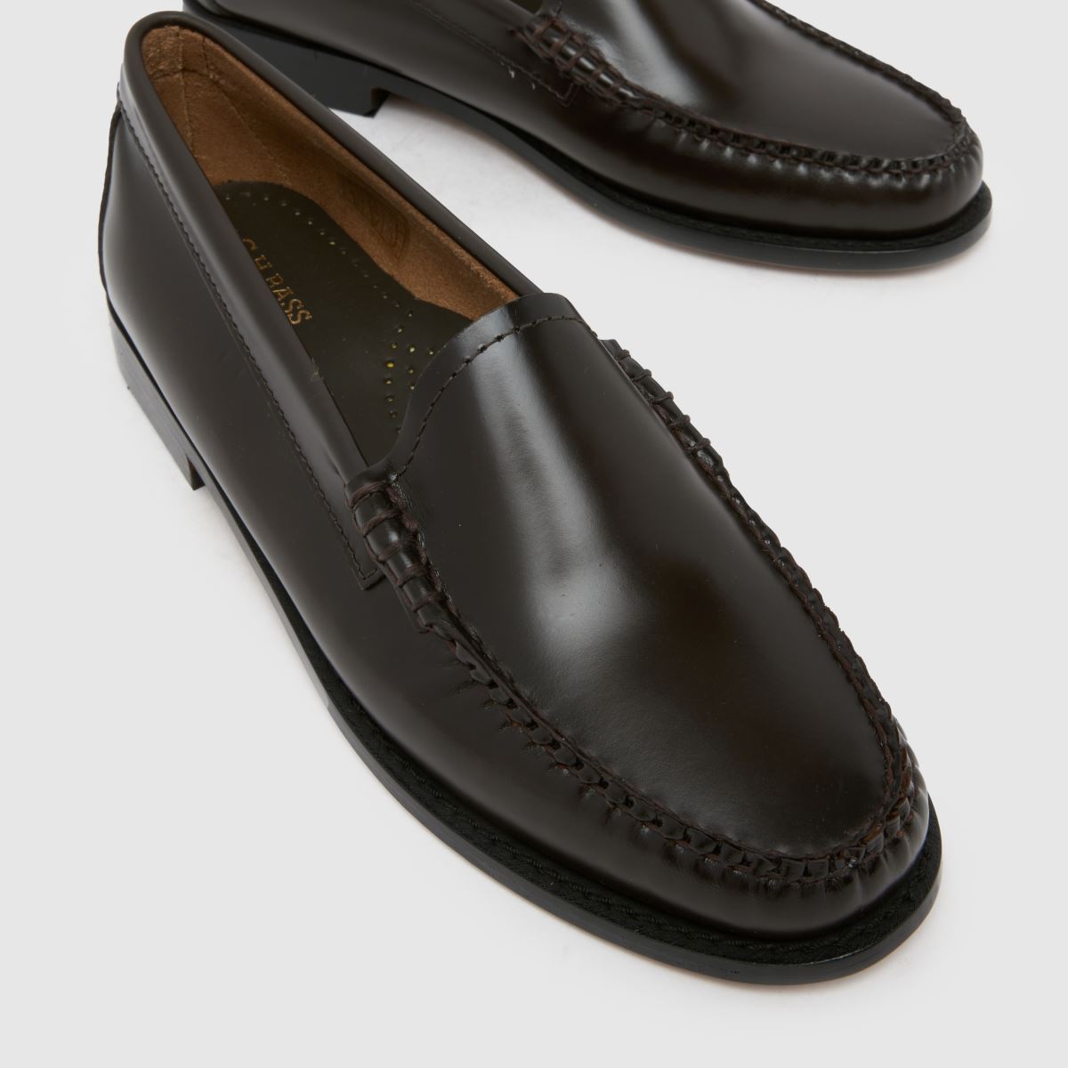 G.H. BASS  Weejuns Venetian Loafer in Dark Brown G.H. BASS  Weejuns Venetian Loafer in Dark Brown