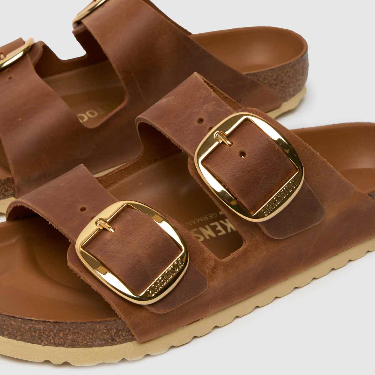 BIRKENSTOCK  Arizona Big Buckle in Cognac BIRKENSTOCK  Arizona Big Buckle in Cognac