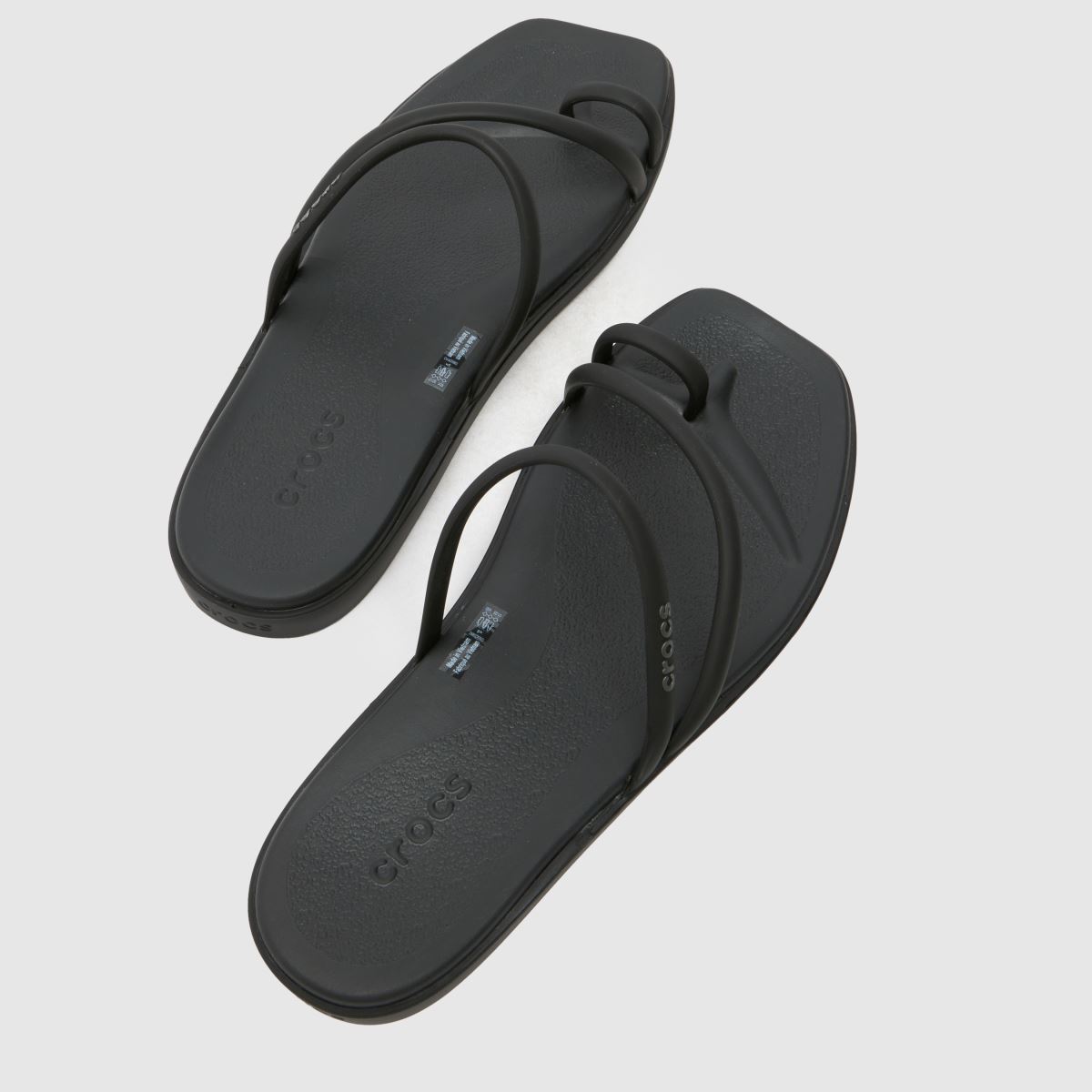 Crocs  Miami Toe Loop in Black Crocs  Miami Toe Loop in Black