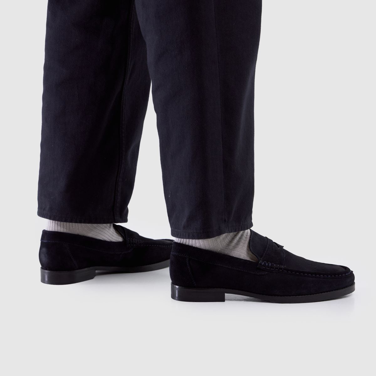 schuh  Ryle Suede Loafer in Navy schuh  Ryle Suede Loafer in Navy