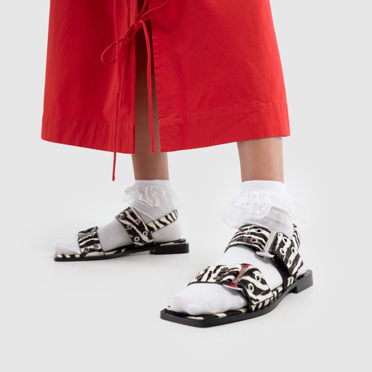 Steve Madden  Grand Saria-Le Zebra in Print Steve Madden  Grand Saria-Le Zebra in Print