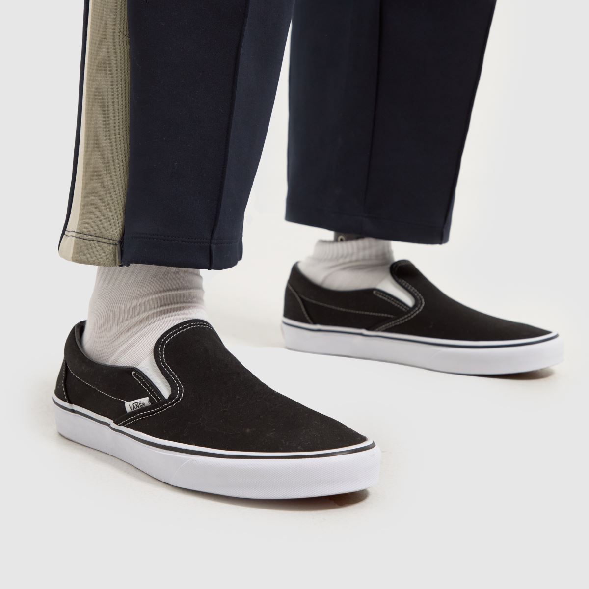 Vans  Classic Slip-On in Black & White Vans  Classic Slip-On in Black & White