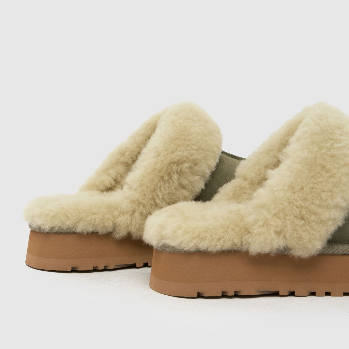 UGG  Disquette in Moss Green UGG  Disquette in Moss Green