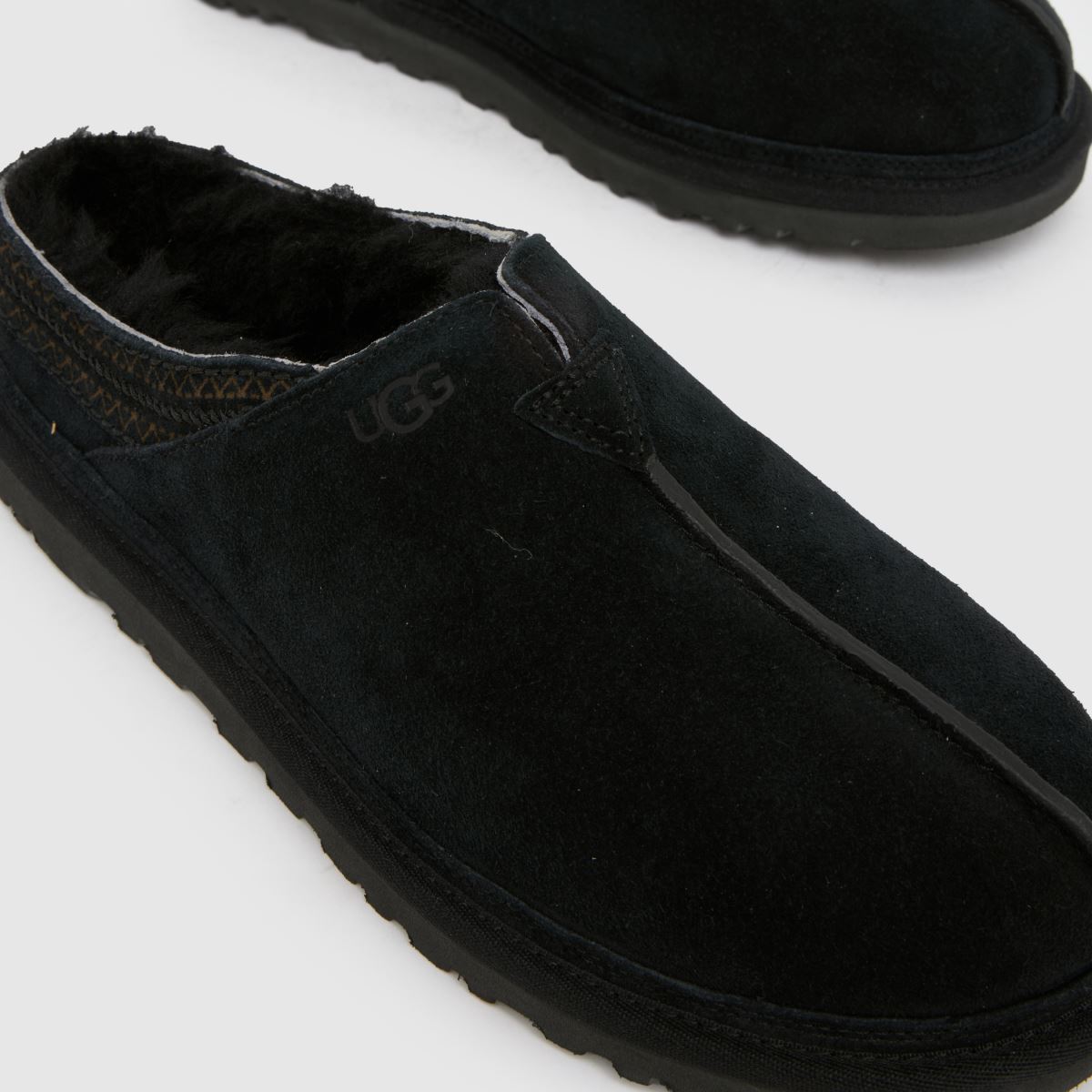 UGG  Neuman in Black UGG  Neuman in Black