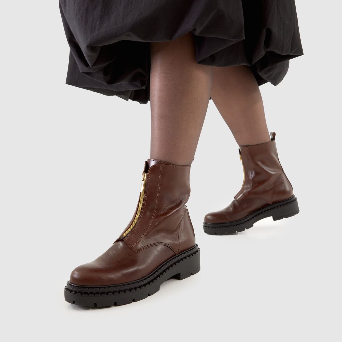 schuh  Amber Leather Zip in Brown schuh  Amber Leather Zip in Brown