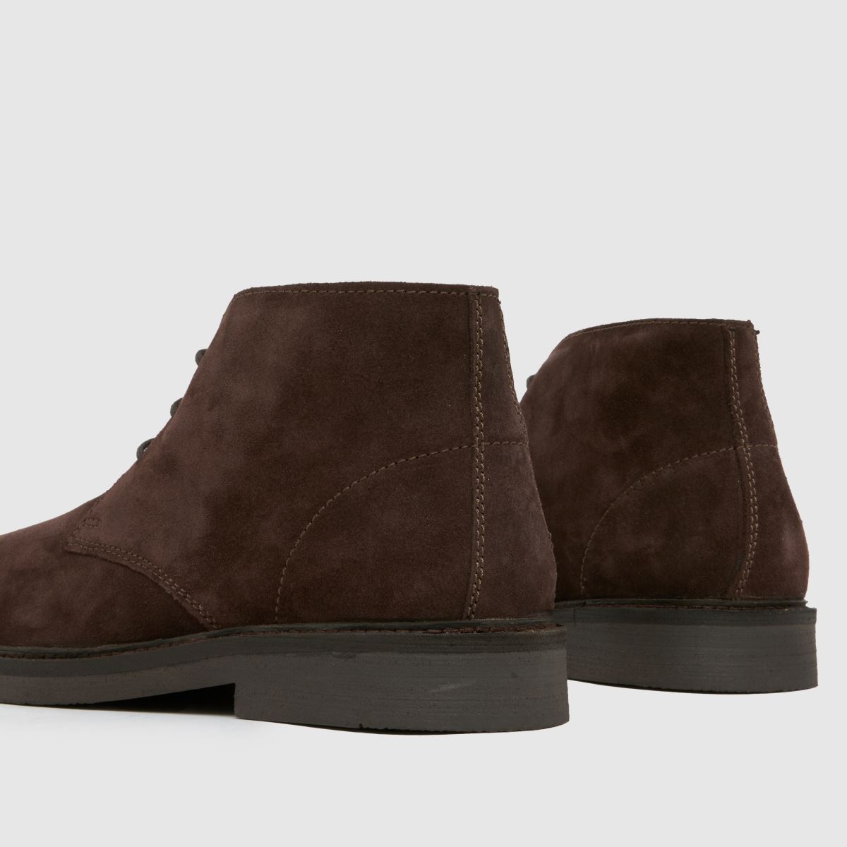 schuh  Dale Suede Chukka in Brown schuh  Dale Suede Chukka in Brown