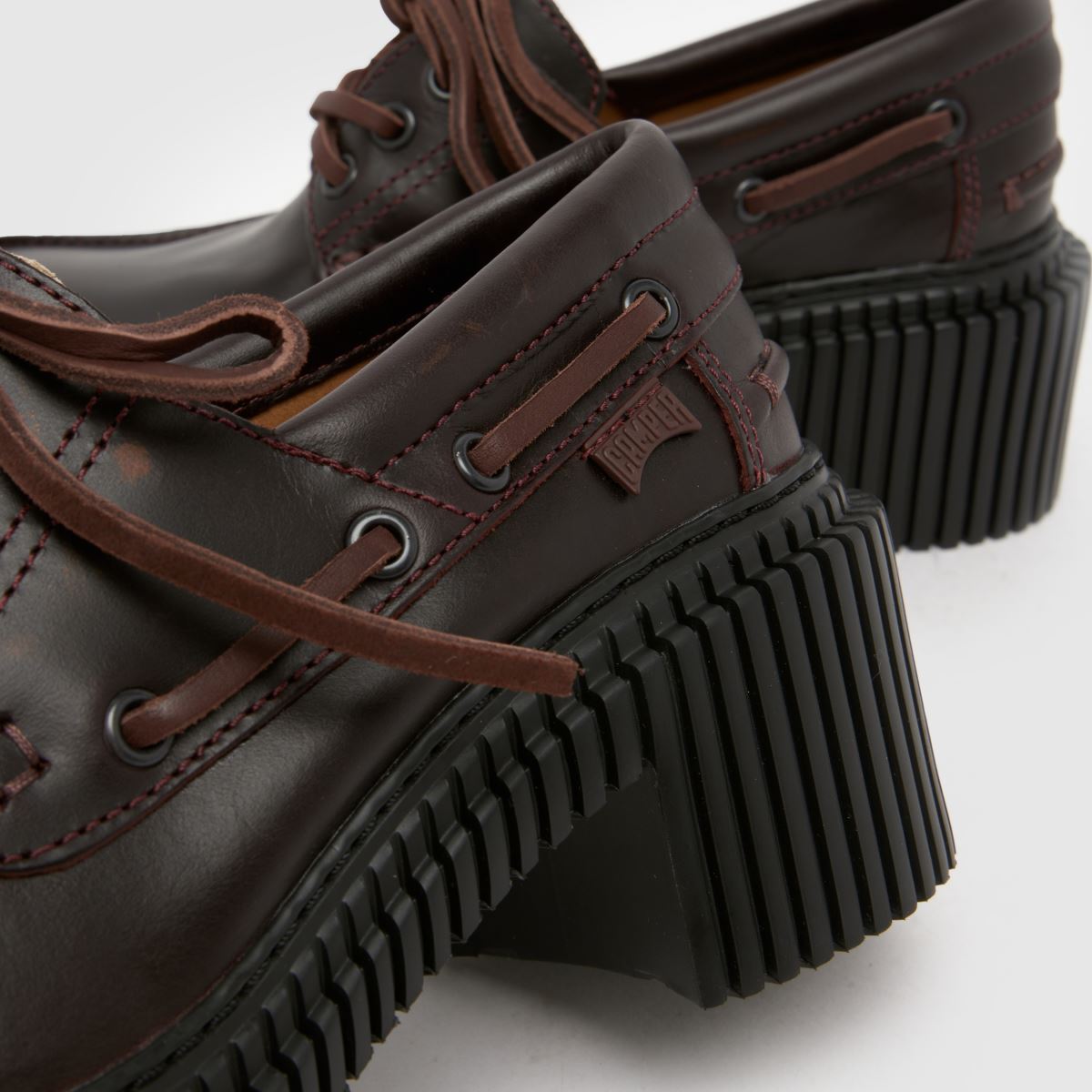 CAMPER  Pix London Heeled Boat in Burgundy CAMPER  Pix London Heeled Boat in Burgundy