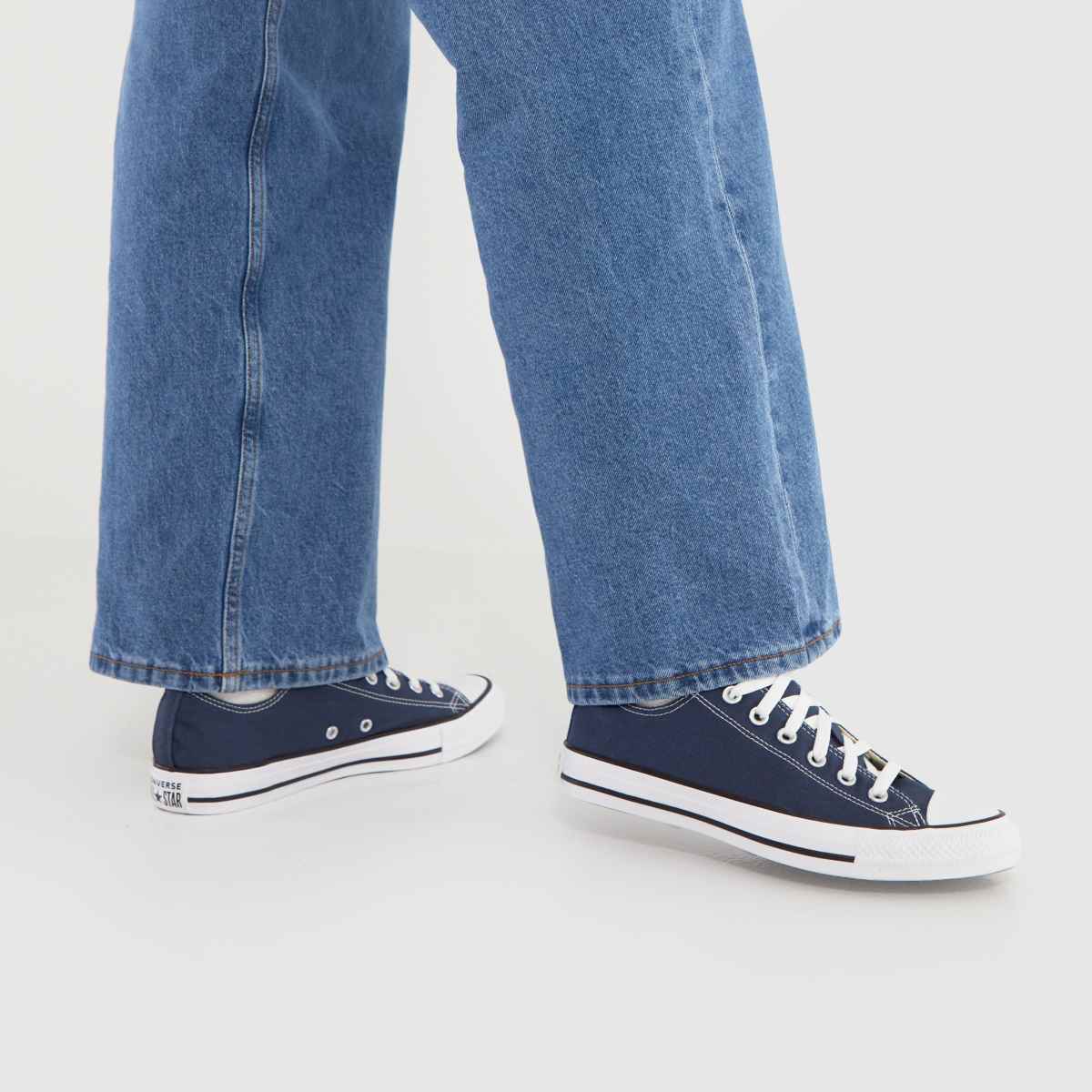 Converse  All Star Ox in Navy & White Converse  All Star Ox in Navy & White