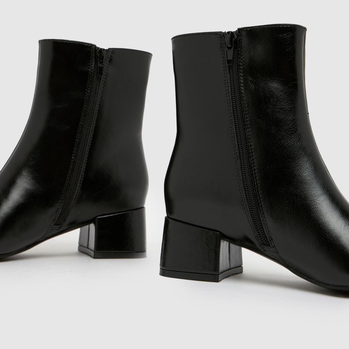 schuh  Bridgit Block Point in Black schuh  Bridgit Block Point in Black