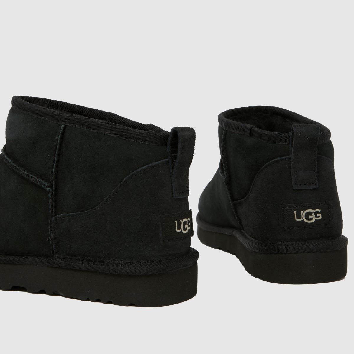 UGG  Classic Ultra Mini II in Black UGG  Classic Ultra Mini II in Black