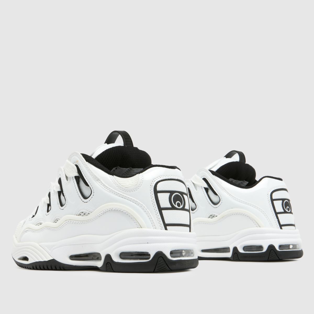 OSIRIS  D3 2001 in White OSIRIS  D3 2001 in White