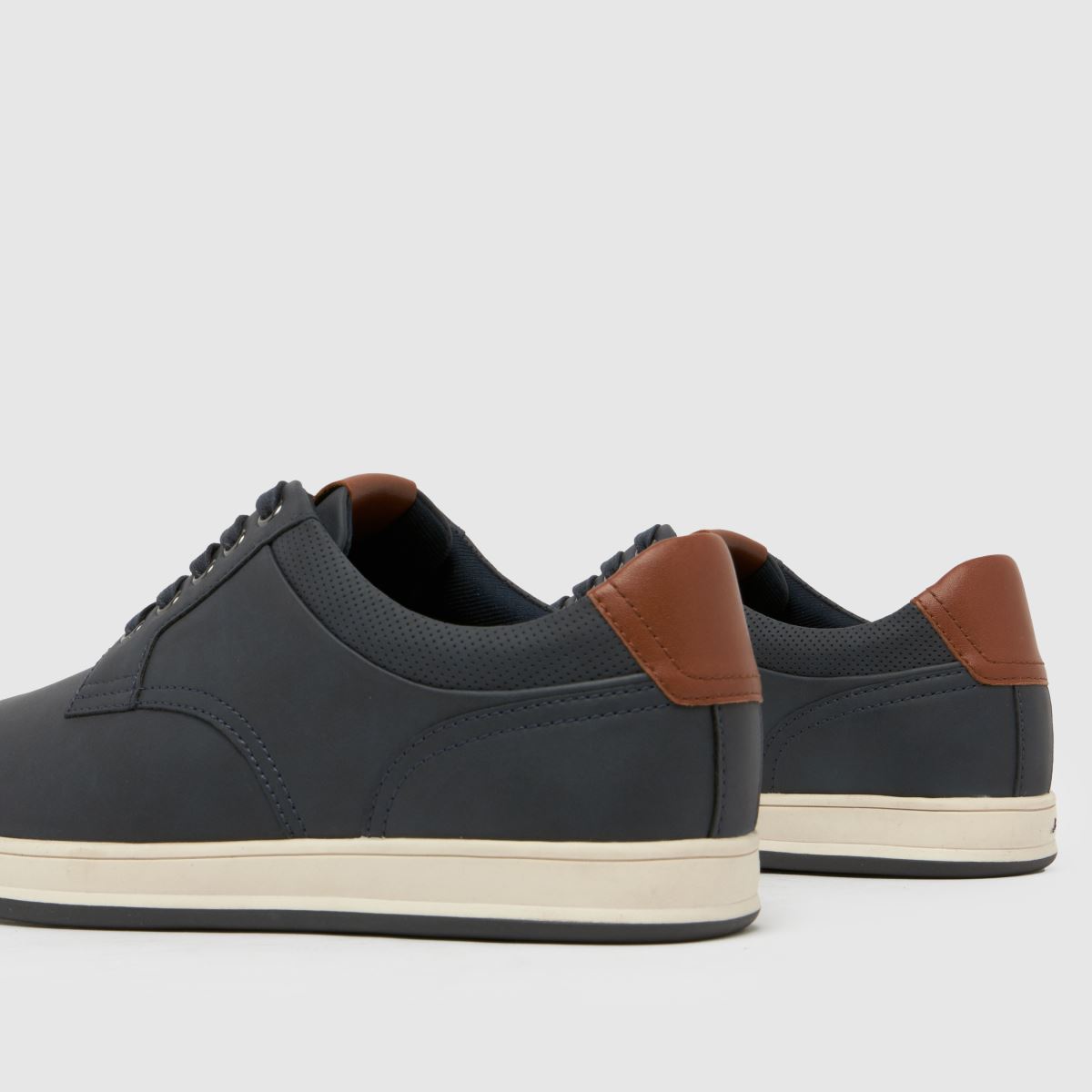 schuh  Wells Casual in Navy schuh  Wells Casual in Navy