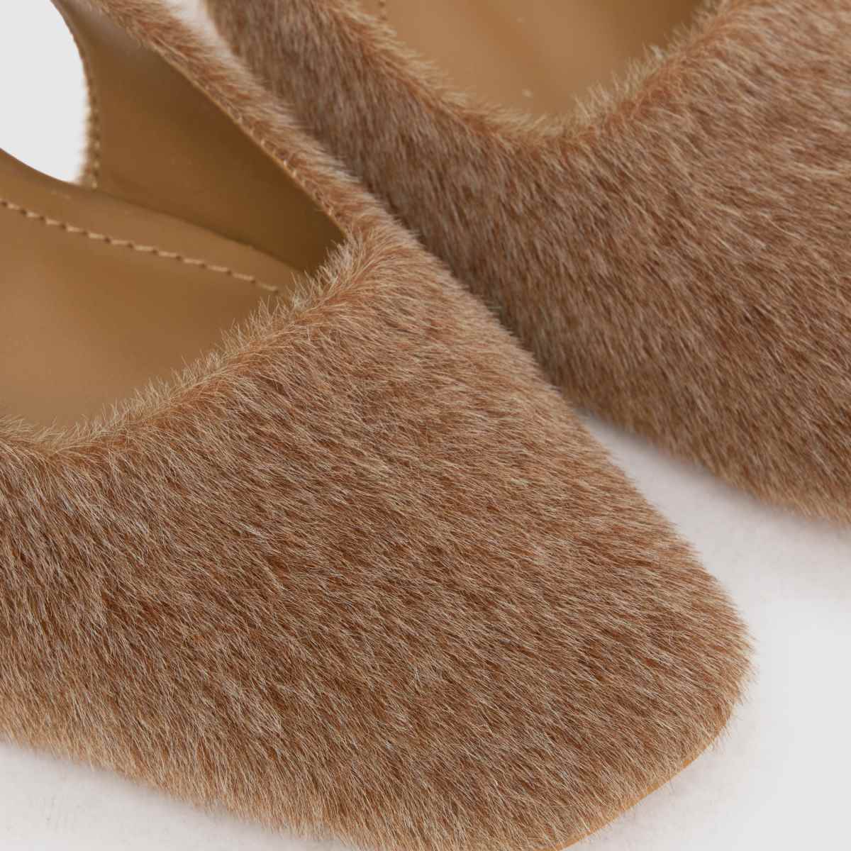 SIMMI  Dorothy Kitten in Brown SIMMI  Dorothy Kitten in Brown