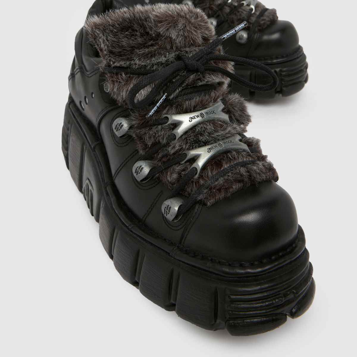 NEW ROCK  Classic Low in Black NEW ROCK  Classic Low in Black