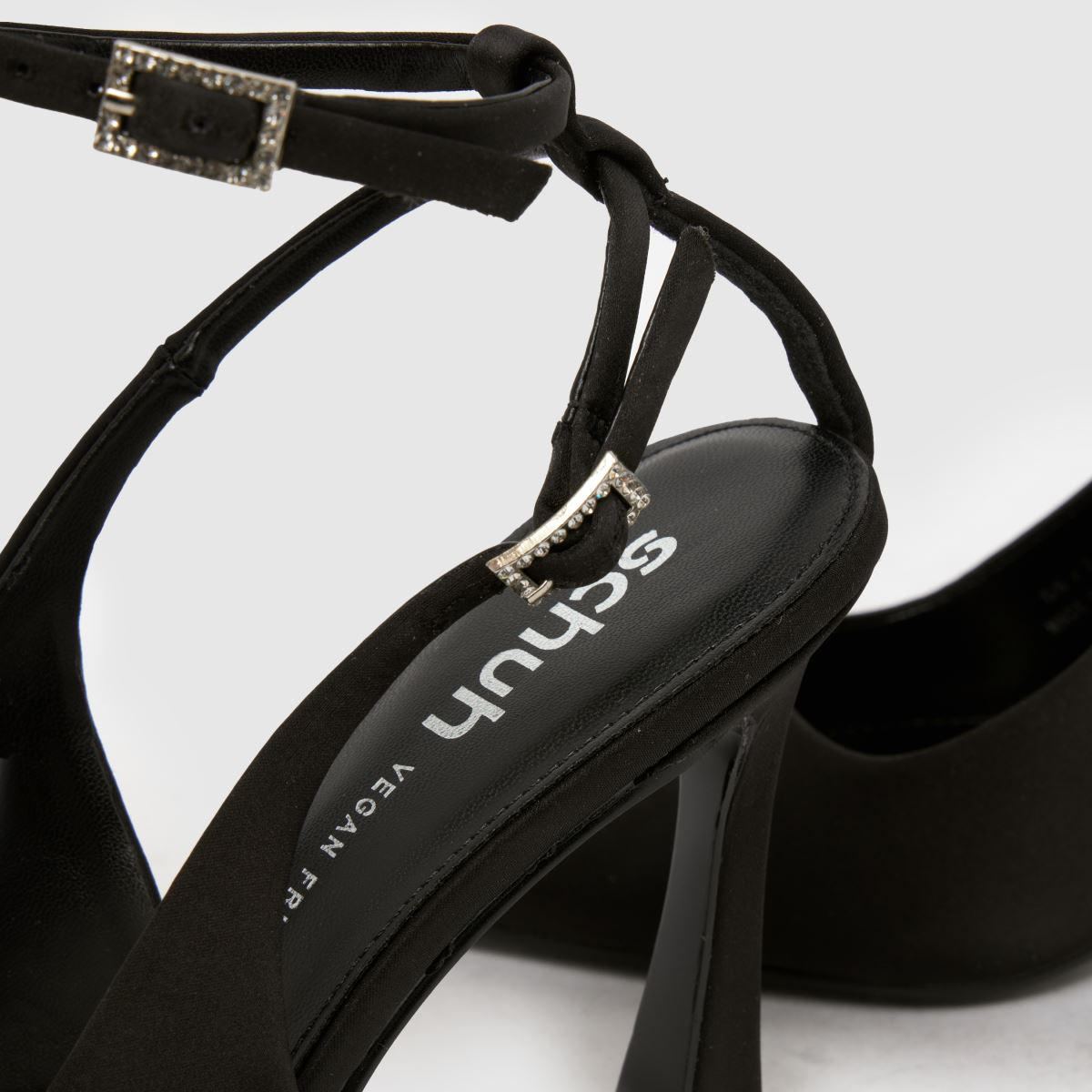 schuh  Sunday Embellished Court in Black schuh  Sunday Embellished Court in Black