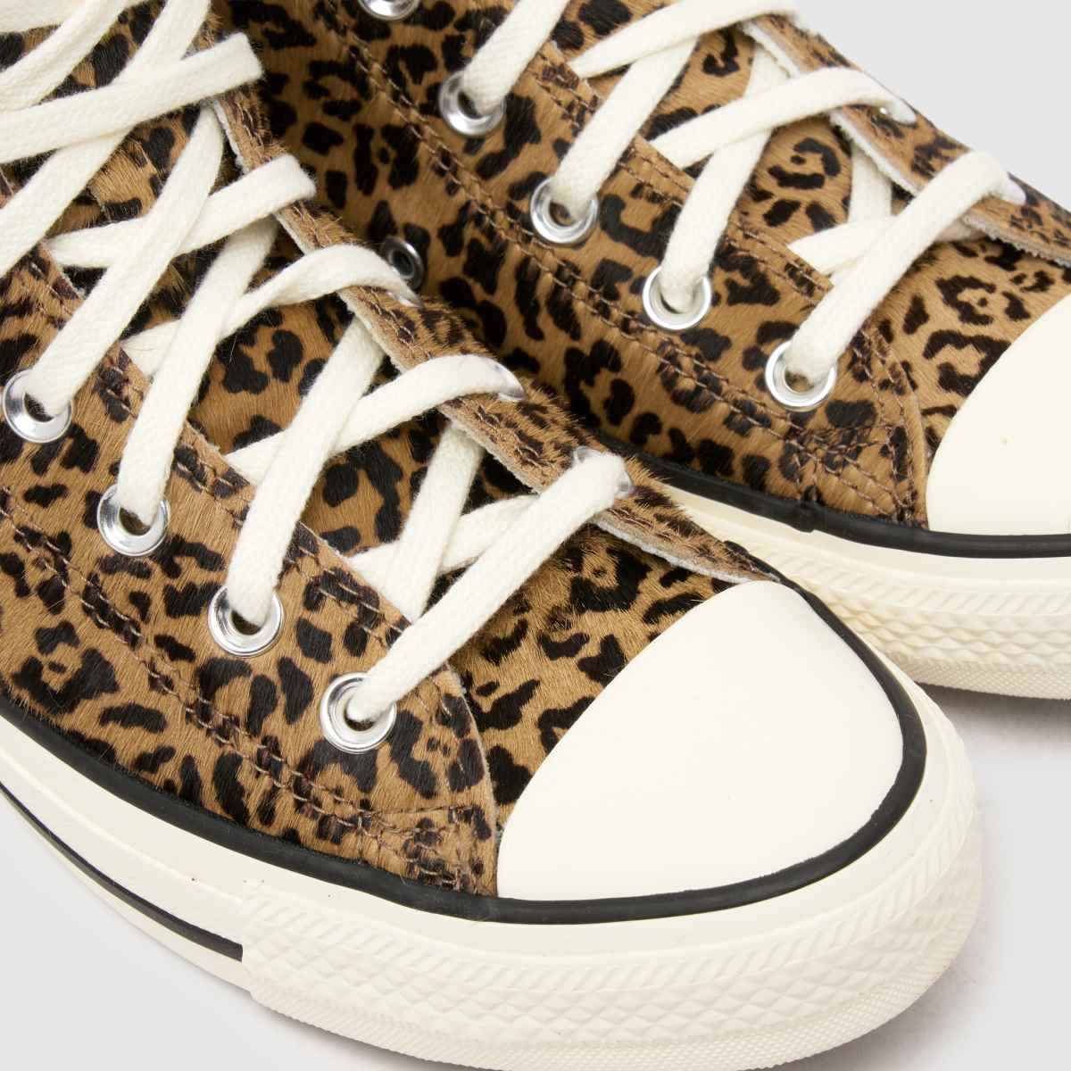 Converse  All Star Hi Winterluxe Leopard in Print Converse  All Star Hi Winterluxe Leopard in Print