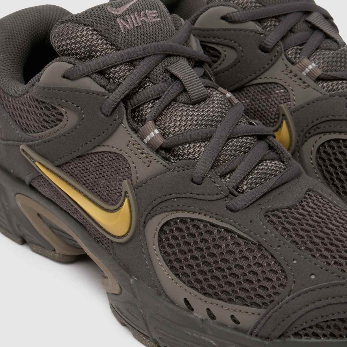 Nike  V5 RNR in Khaki Nike  V5 RNR in Khaki