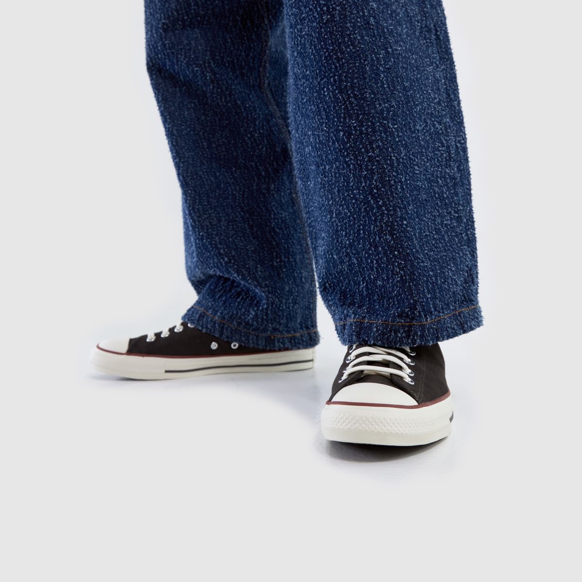 Converse  All Star Ox in Dark Brown Converse  All Star Ox in Dark Brown