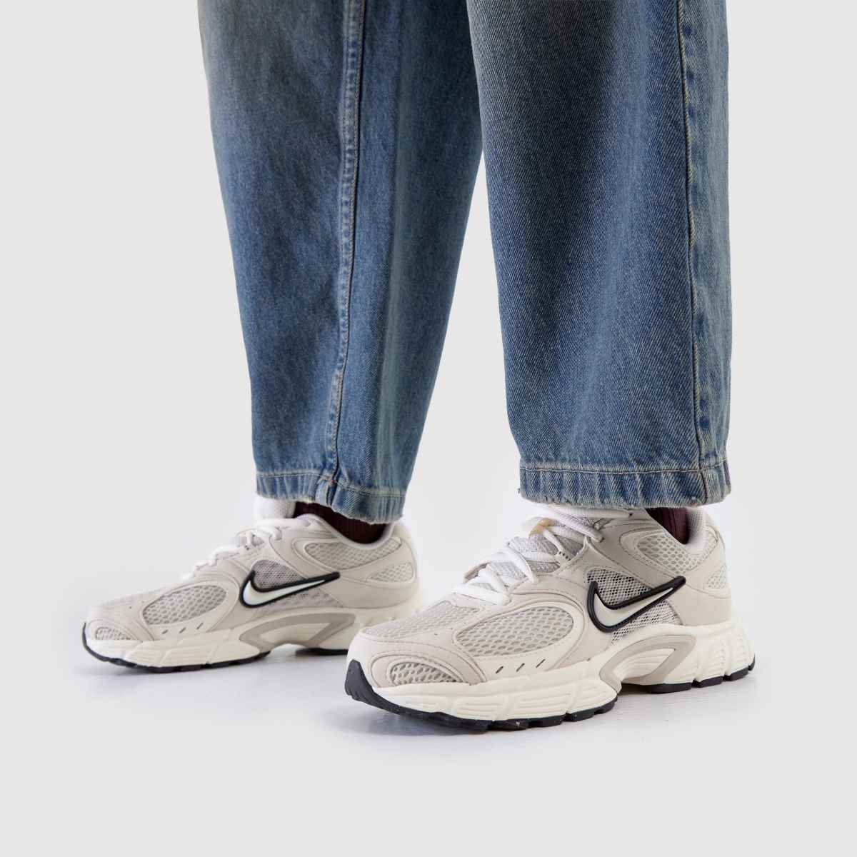 Nike  V5 RNR in Off-White Nike  V5 RNR in Off-White