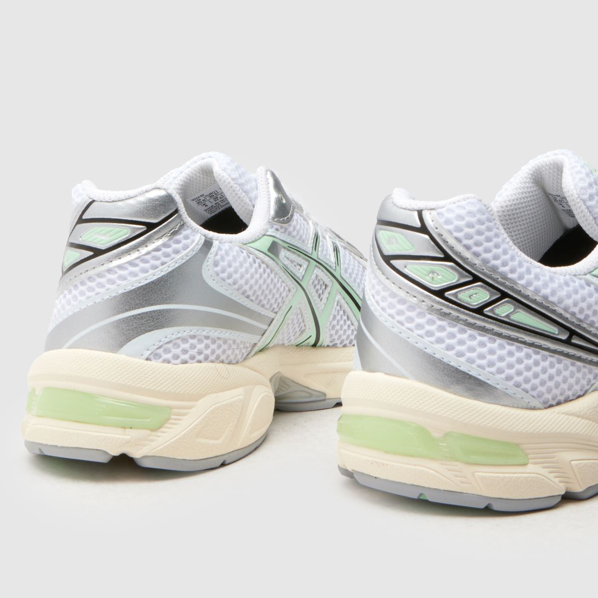 ASICS  GEL-1130 in White & Green ASICS  GEL-1130 in White & Green