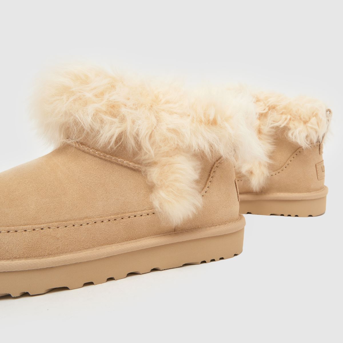 UGG  Classic Ultra Mini Chalet in Beige UGG  Classic Ultra Mini Chalet in Beige