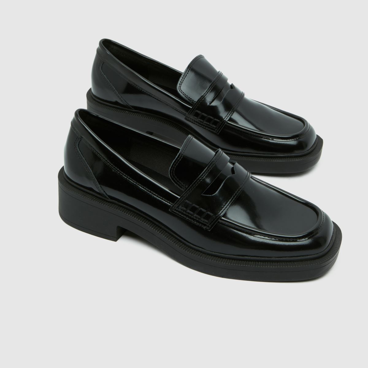 schuh  Leighton Loafer in Black schuh  Leighton Loafer in Black