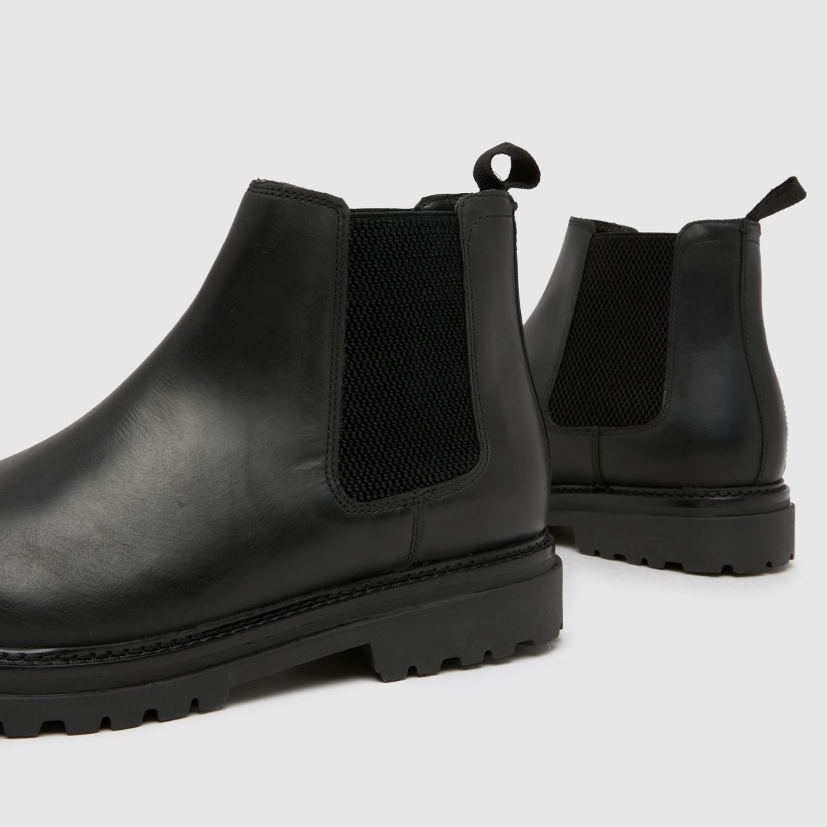 schuh  Dax Leather Chelsea in Black schuh  Dax Leather Chelsea in Black