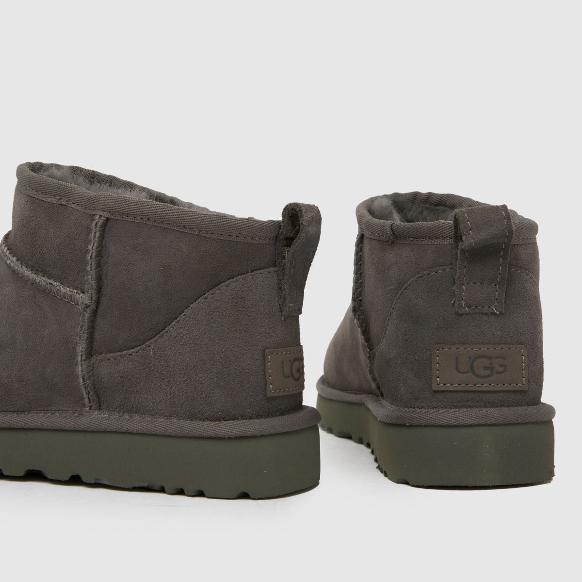 UGG  Classic Ultra Mini II in Grey UGG  Classic Ultra Mini II in Grey
