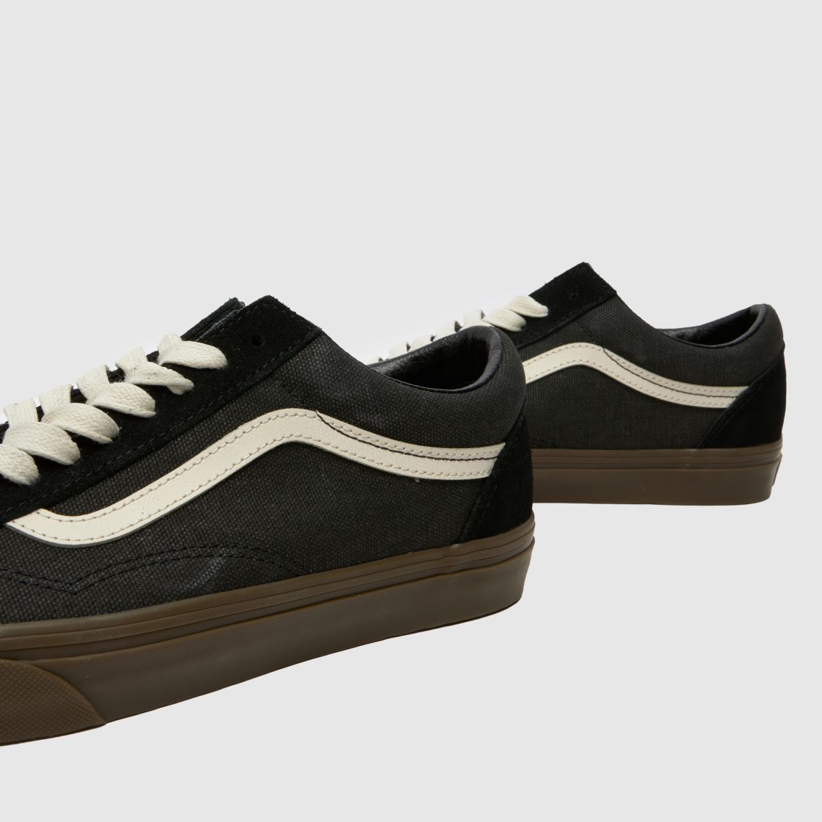 Vans  Old Skool in Black Vans  Old Skool in Black