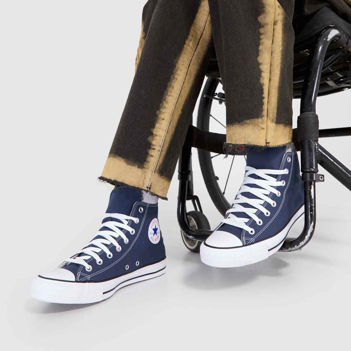 Converse  All Star Hi in Navy Converse  All Star Hi in Navy