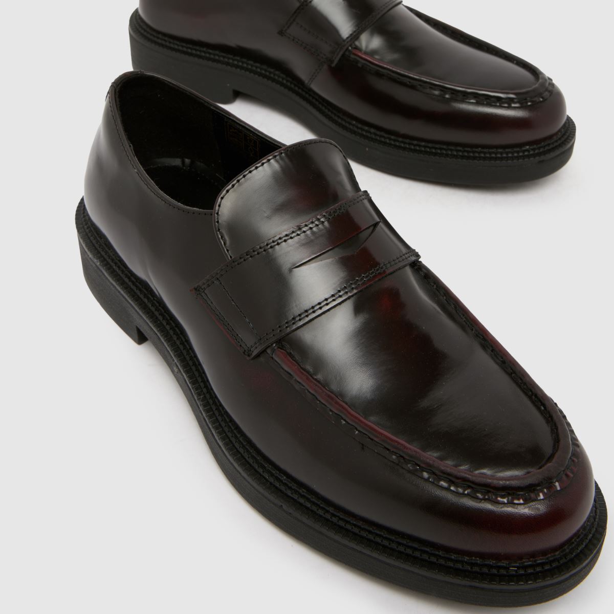 schuh  Rykard Leather Loafer in Burgundy schuh  Rykard Leather Loafer in Burgundy