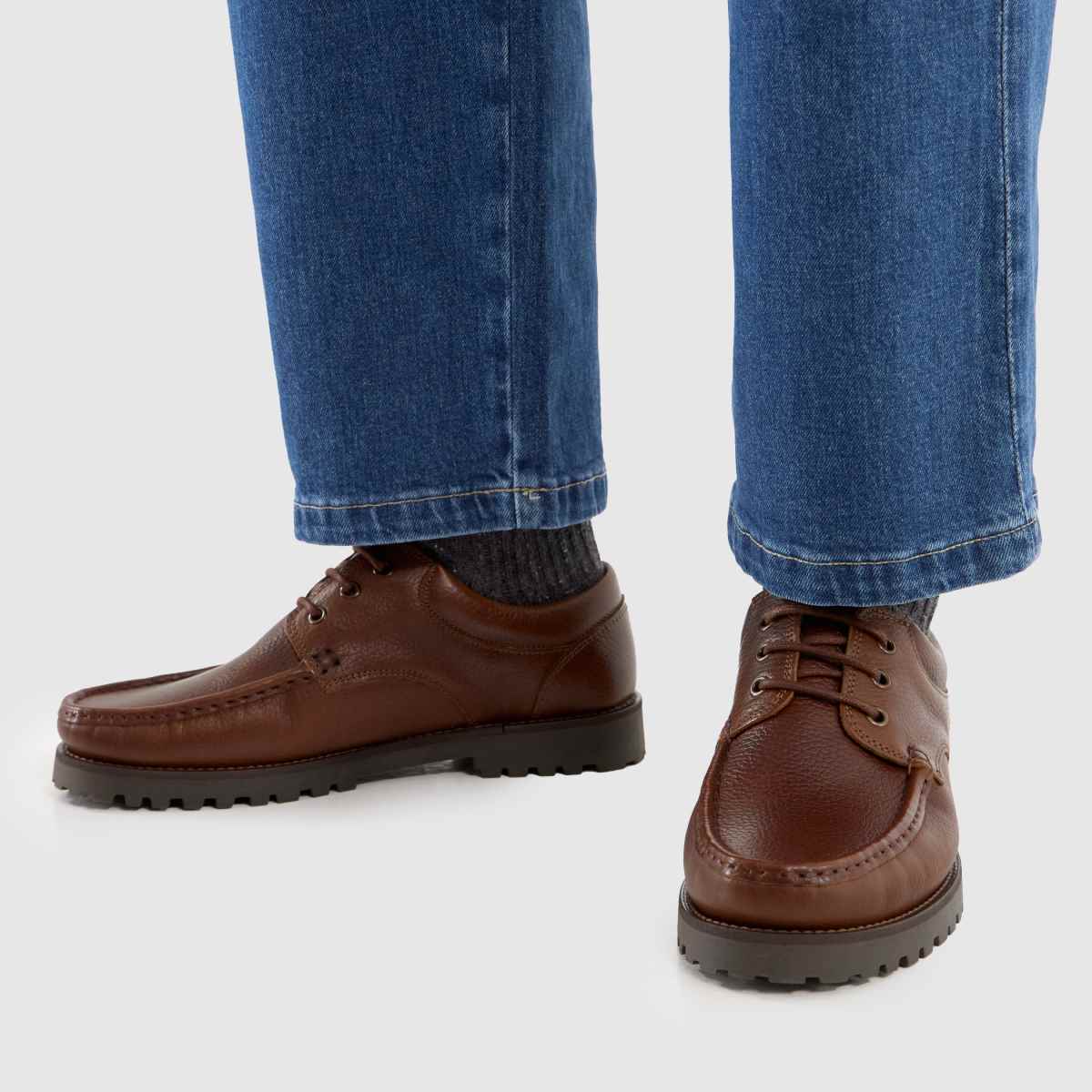 schuh  Penn Boat in Tan schuh  Penn Boat in Tan