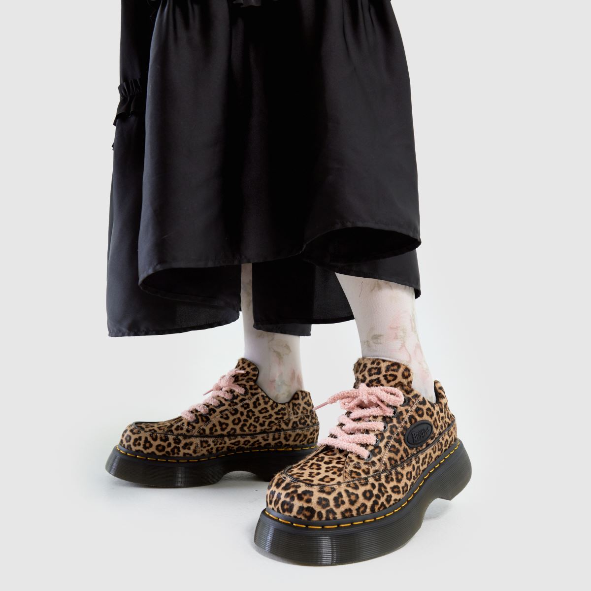 Dr Martens  Buzz 8363 in Brown Multi Dr Martens  Buzz 8363 in Brown Multi