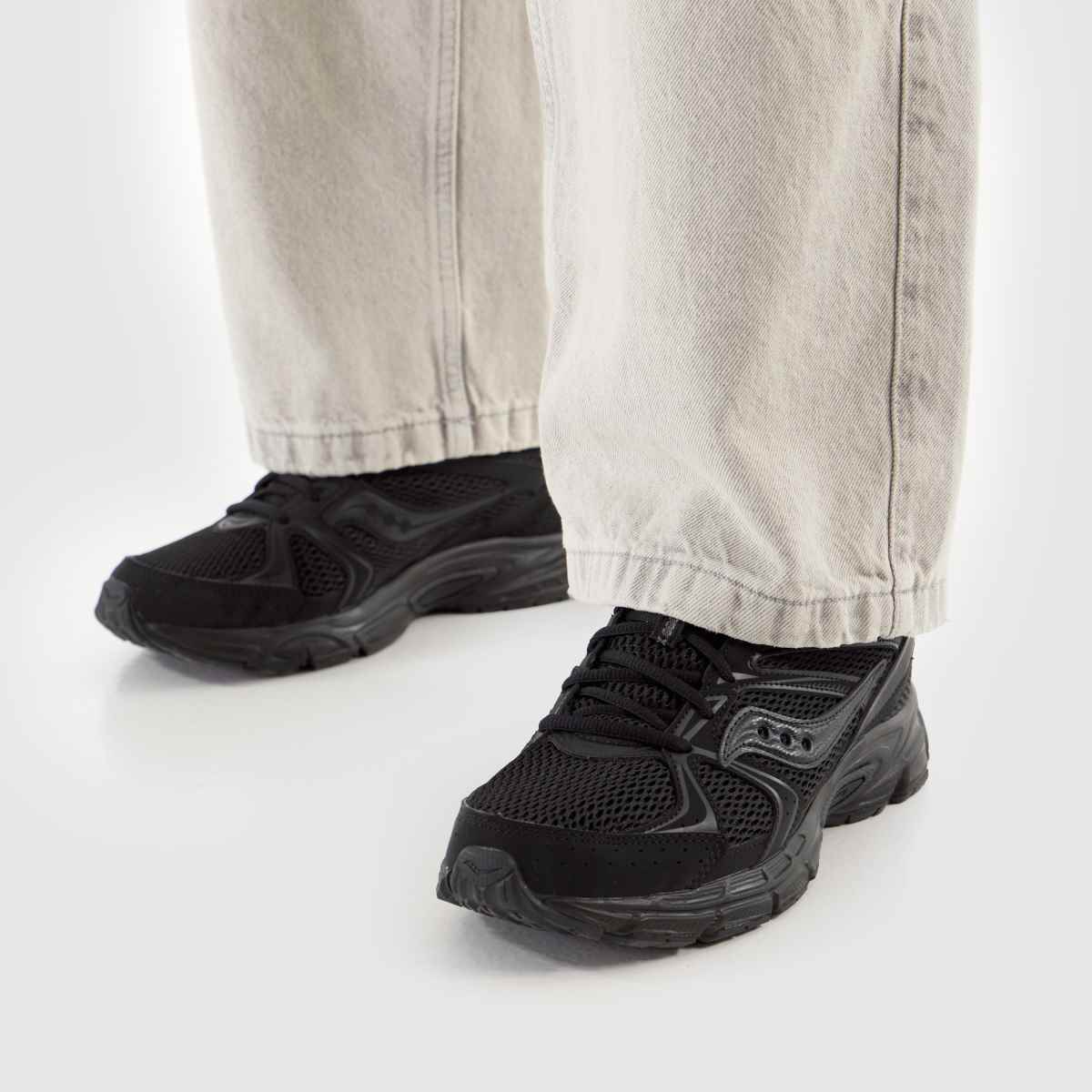 Saucony  Ride Millennium in Black Saucony  Ride Millennium in Black