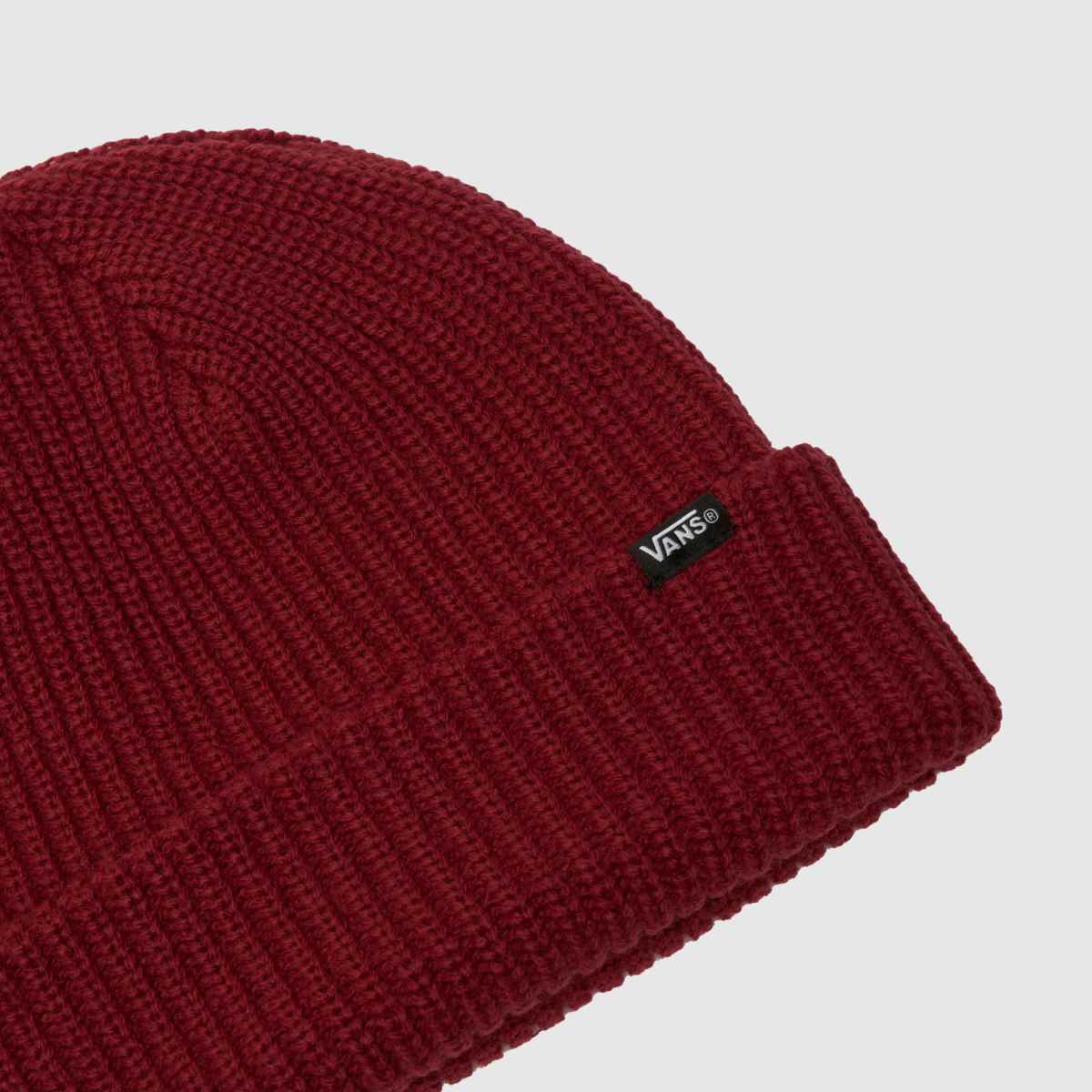 Vans  Core Basics Beanie in Burgundy Vans  Core Basics Beanie in Burgundy