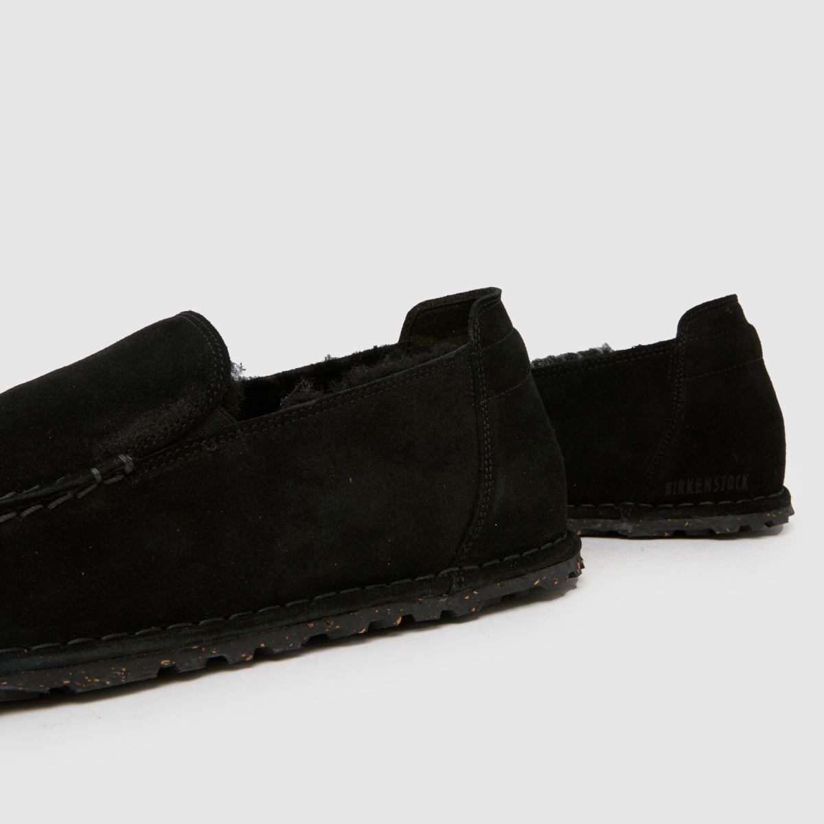 BIRKENSTOCK  Utti Shearling in Black BIRKENSTOCK  Utti Shearling in Black