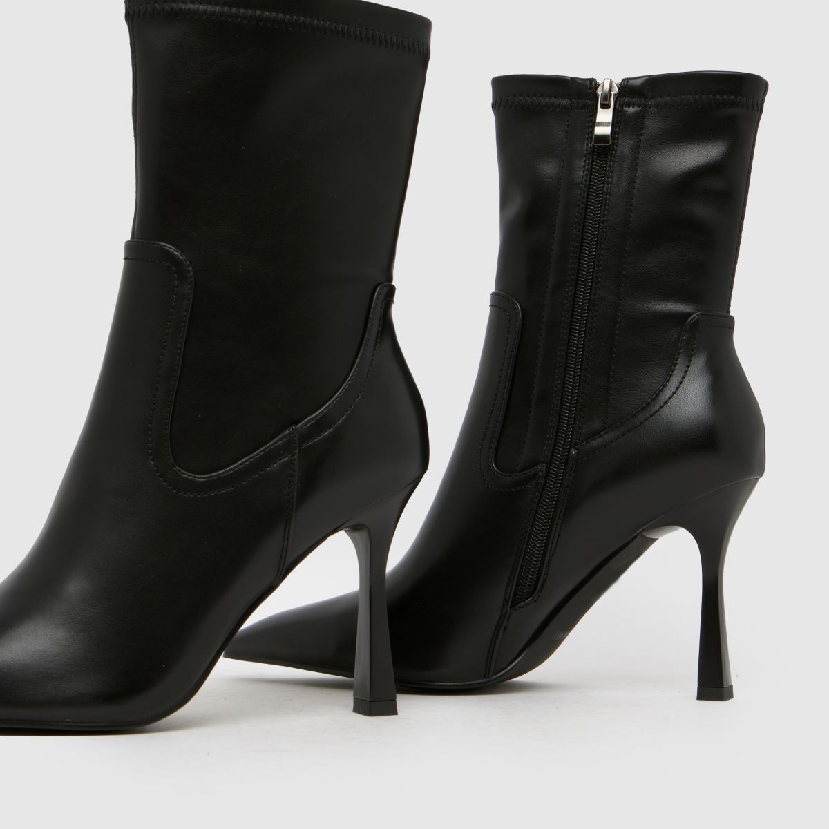 SIMMI  Dana Pointed Heeled in Black SIMMI  Dana Pointed Heeled in Black