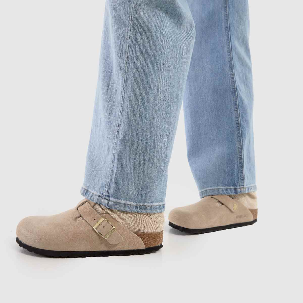 BIRKENSTOCK  Boston Clog Narrow Fit in Beige BIRKENSTOCK  Boston Clog Narrow Fit in Beige