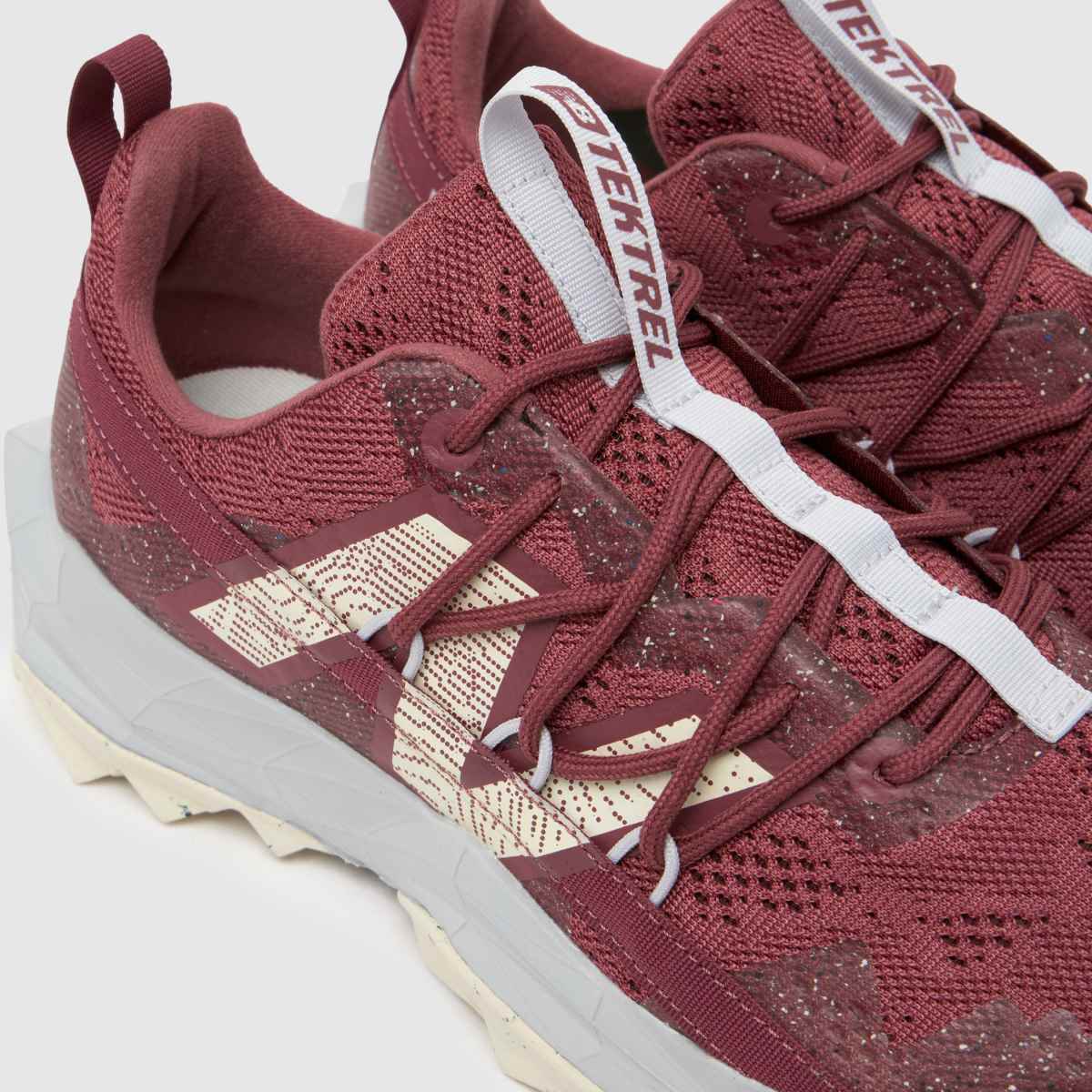 New Balance  Tektrel in Burgundy New Balance  Tektrel in Burgundy