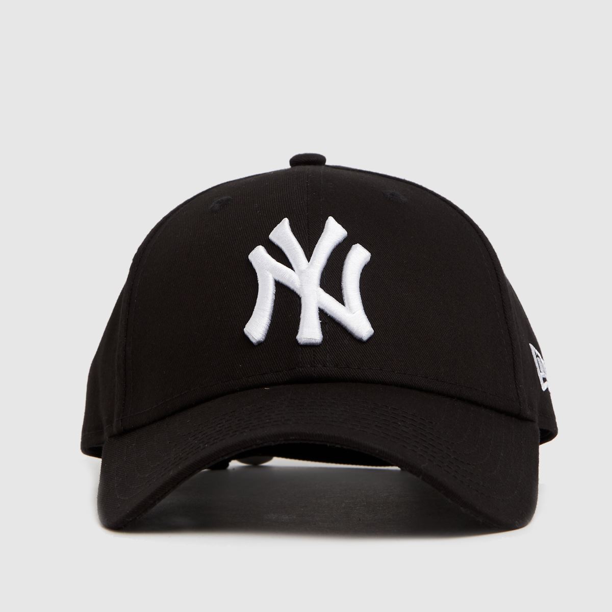 New Era  League Essential 9FORTY Cap in Black & White New Era  League Essential 9FORTY Cap in Black & White