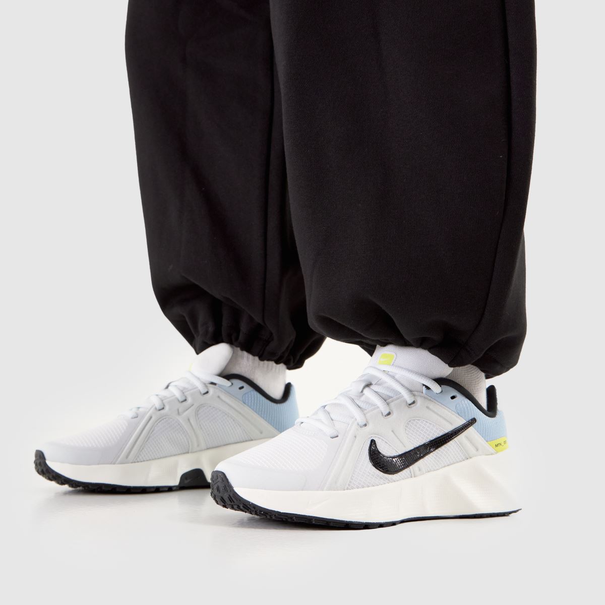 Nike  Metro Tek in Grey Multi Nike  Metro Tek in Grey Multi