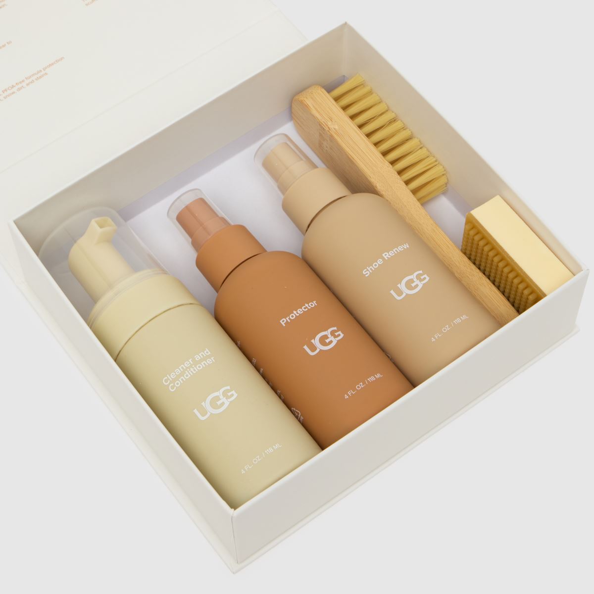 UGG  Care Kit in Clear UGG  Care Kit in Clear