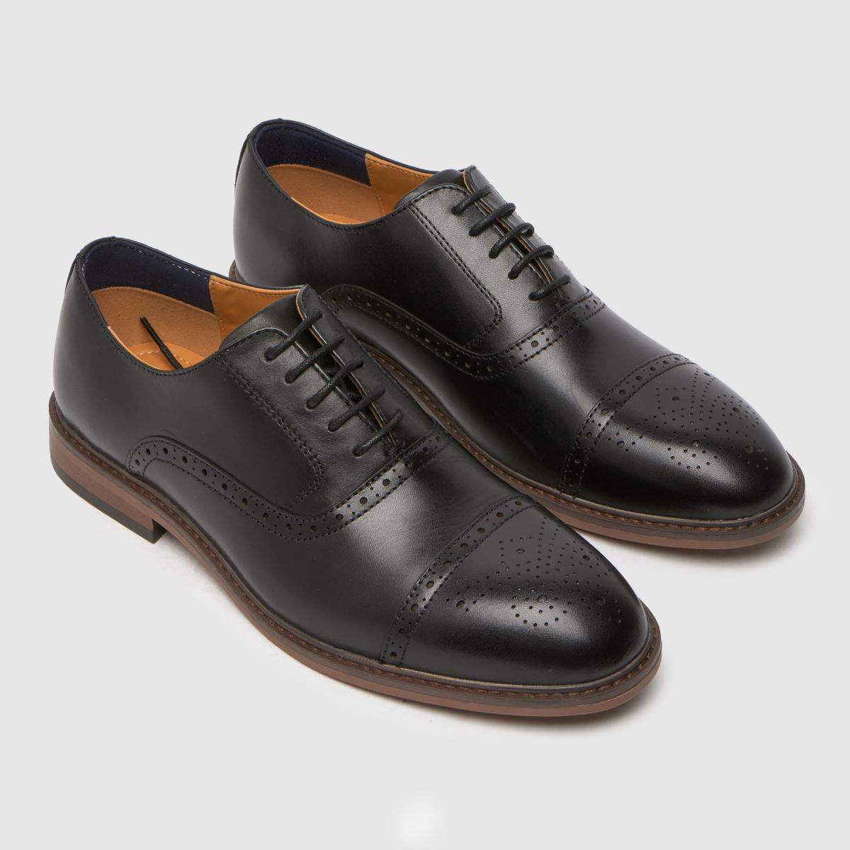 schuh  Raven Brogue in Black schuh  Raven Brogue in Black