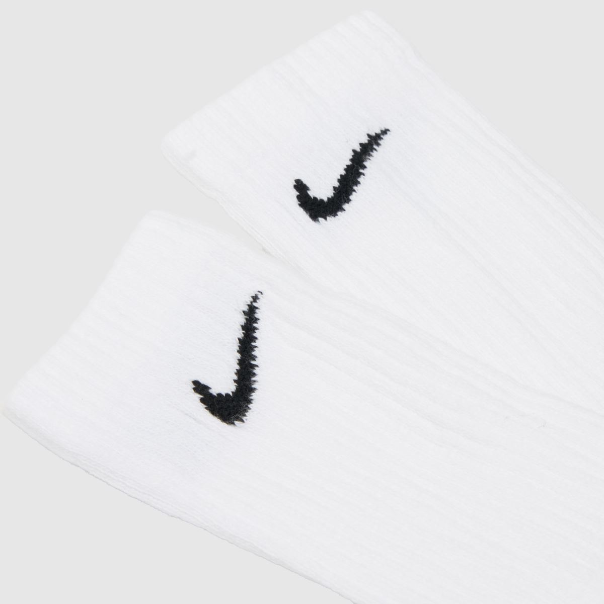 Nike  Everyday Crew Sock 6 Pack in White & Black Nike  Everyday Crew Sock 6 Pack in White & Black
