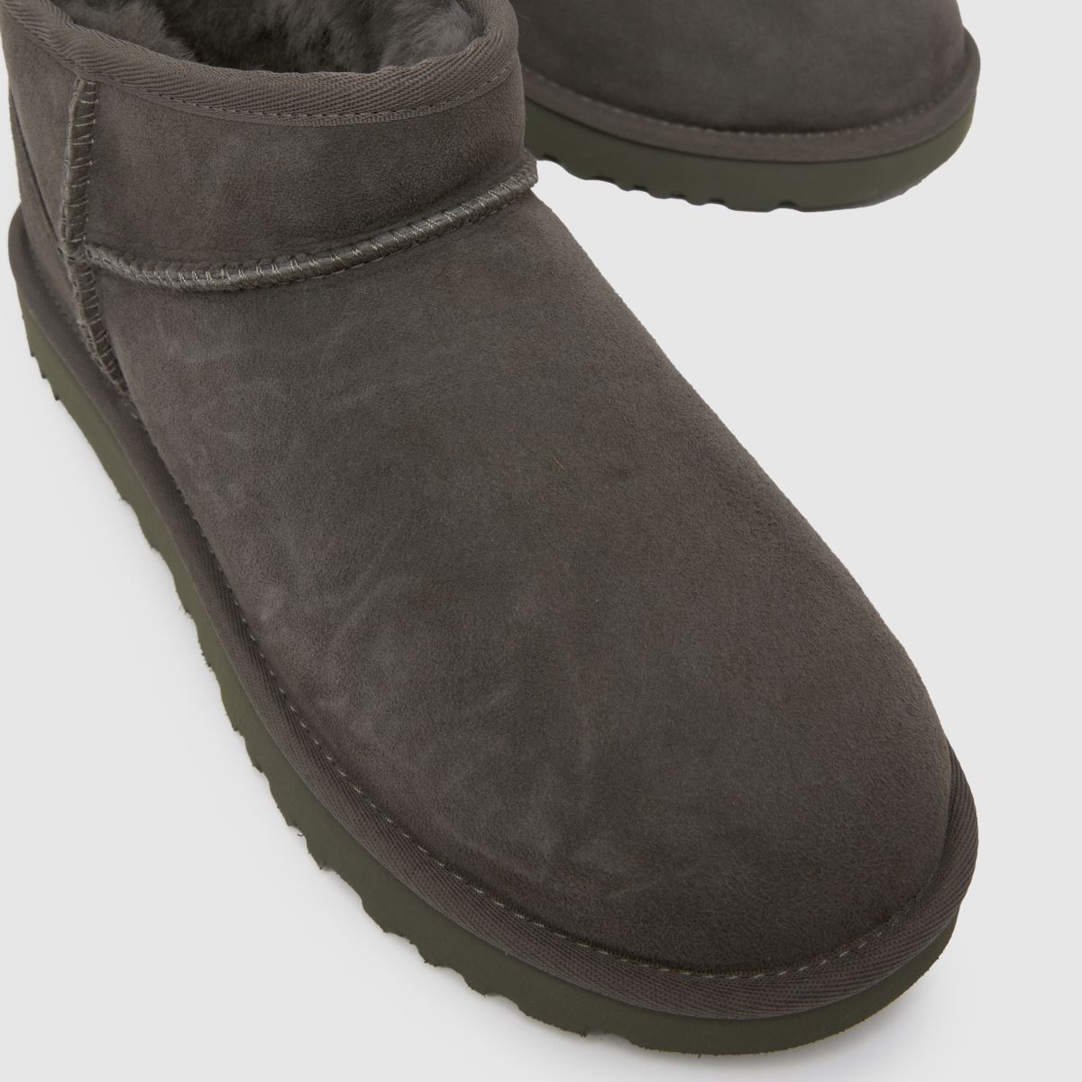 UGG  Classic Ultra Mini II in Grey UGG  Classic Ultra Mini II in Grey